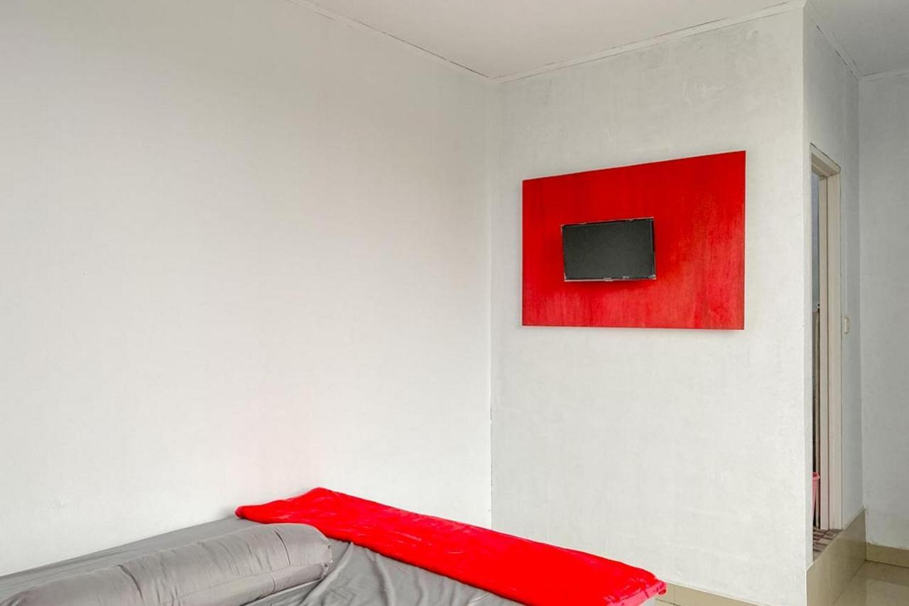 Sky Residence Tomohon Mitra Reddoorz Extérieur photo